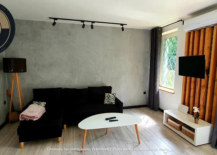 Juna2 - Nowoczesny W Centrum Z Widokiem Na Park Pruszkow